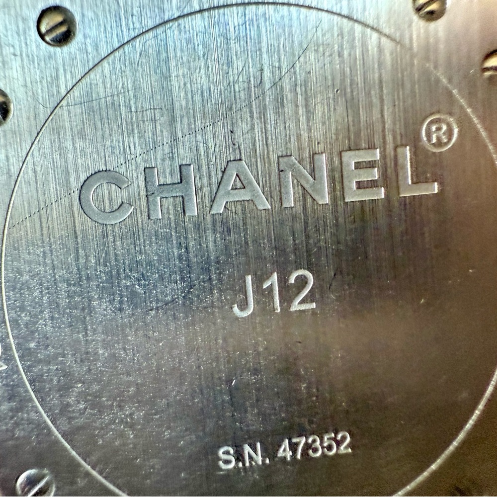 Chanel J12 Elegant Automatic Titanium Ceramic Gre… - image 4